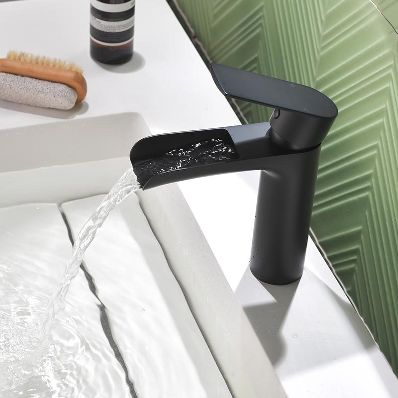 FVB313 Modern Waterfall Basin Mixer with Single-Handle Design