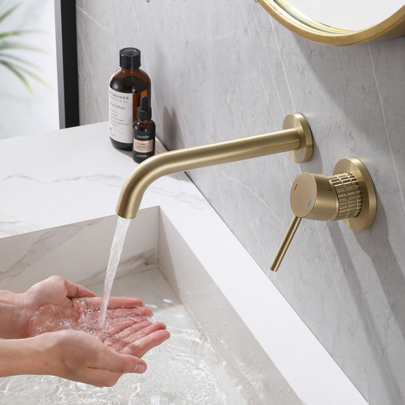 FVB315 Modern Chrome Plated Brass Single Lever Handle Wall Mount Bathroom Basin Faucet