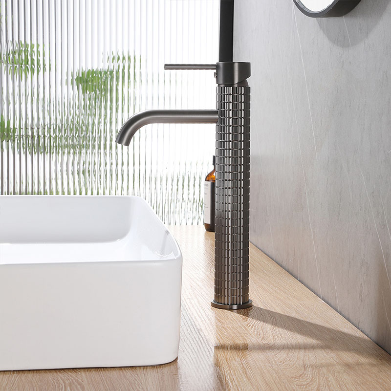 FVB318 Modern Cylindrical Faucet with Honeycomb Aerator & Geometric Texture