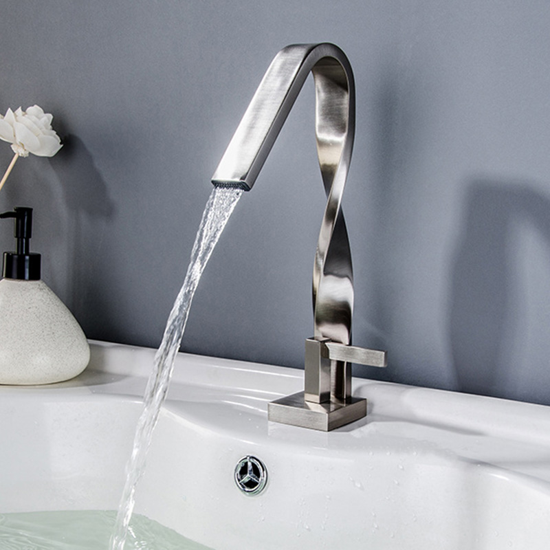 FVB322 Single-Handle Basin Mixer | Honeycomb Aerator & Solid Brass Build