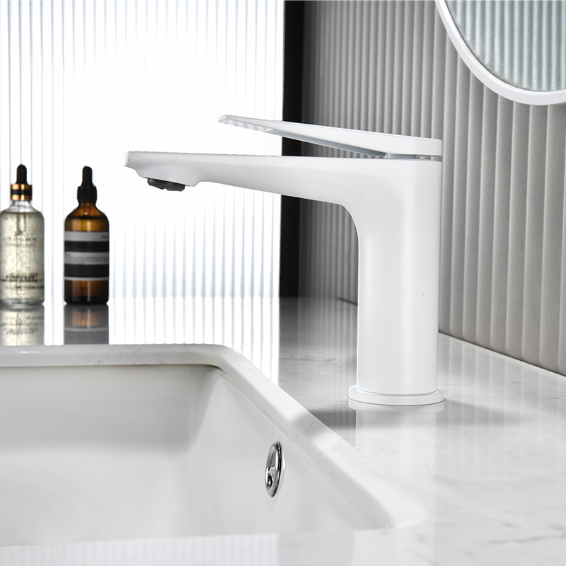 FVB332 Single-Handle Basin Mixer | Honeycomb Aerator & Solid Brass Build